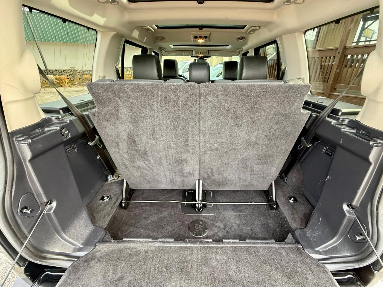 Land Rover LR4 4WD 4dr HSE LUX Landmark Edition 2016