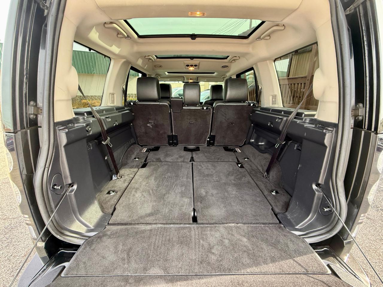 Land Rover LR4 4WD 4dr HSE LUX Landmark Edition 2016