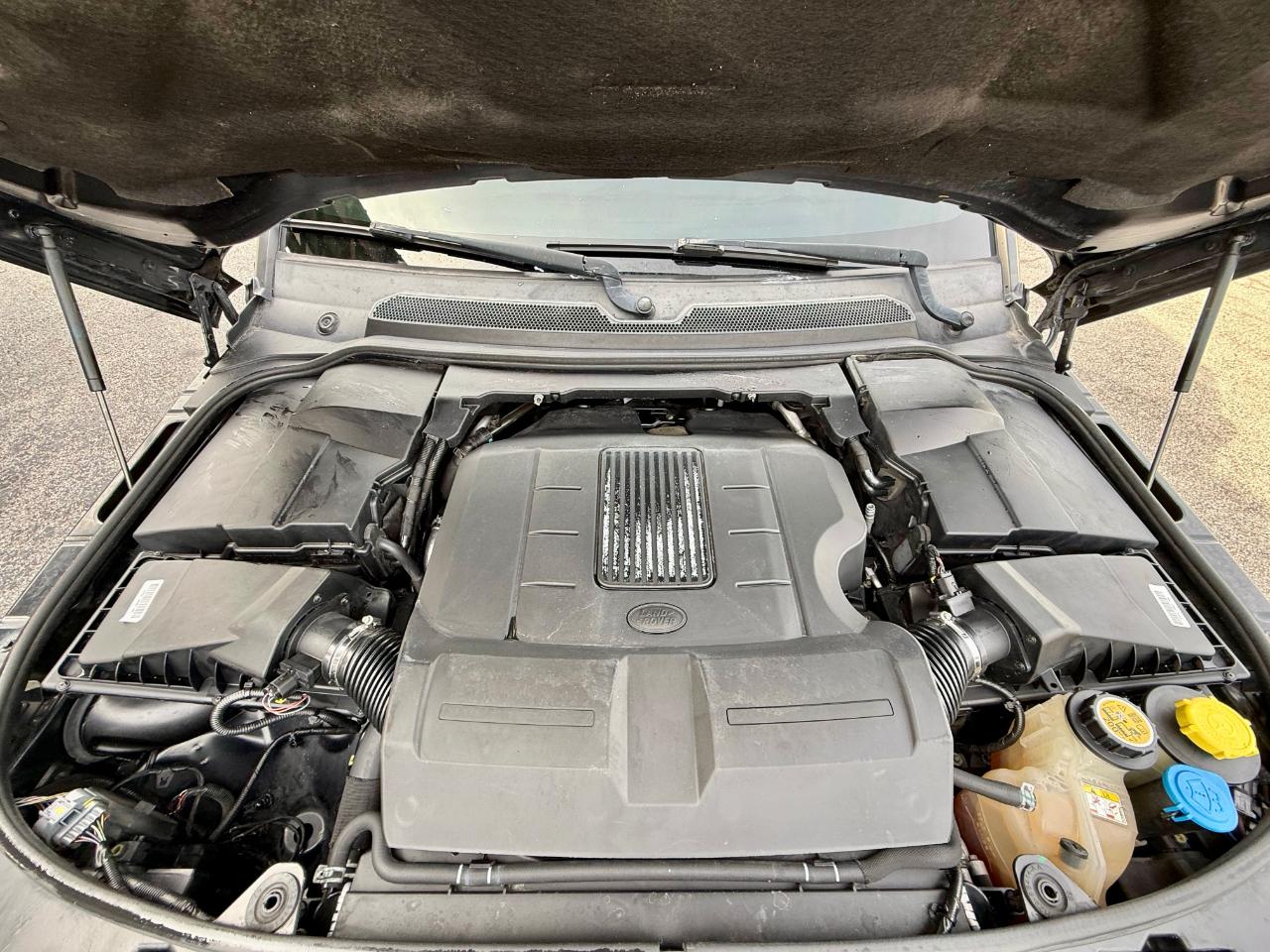 Land Rover LR4 4WD 4dr HSE LUX Landmark Edition 2016