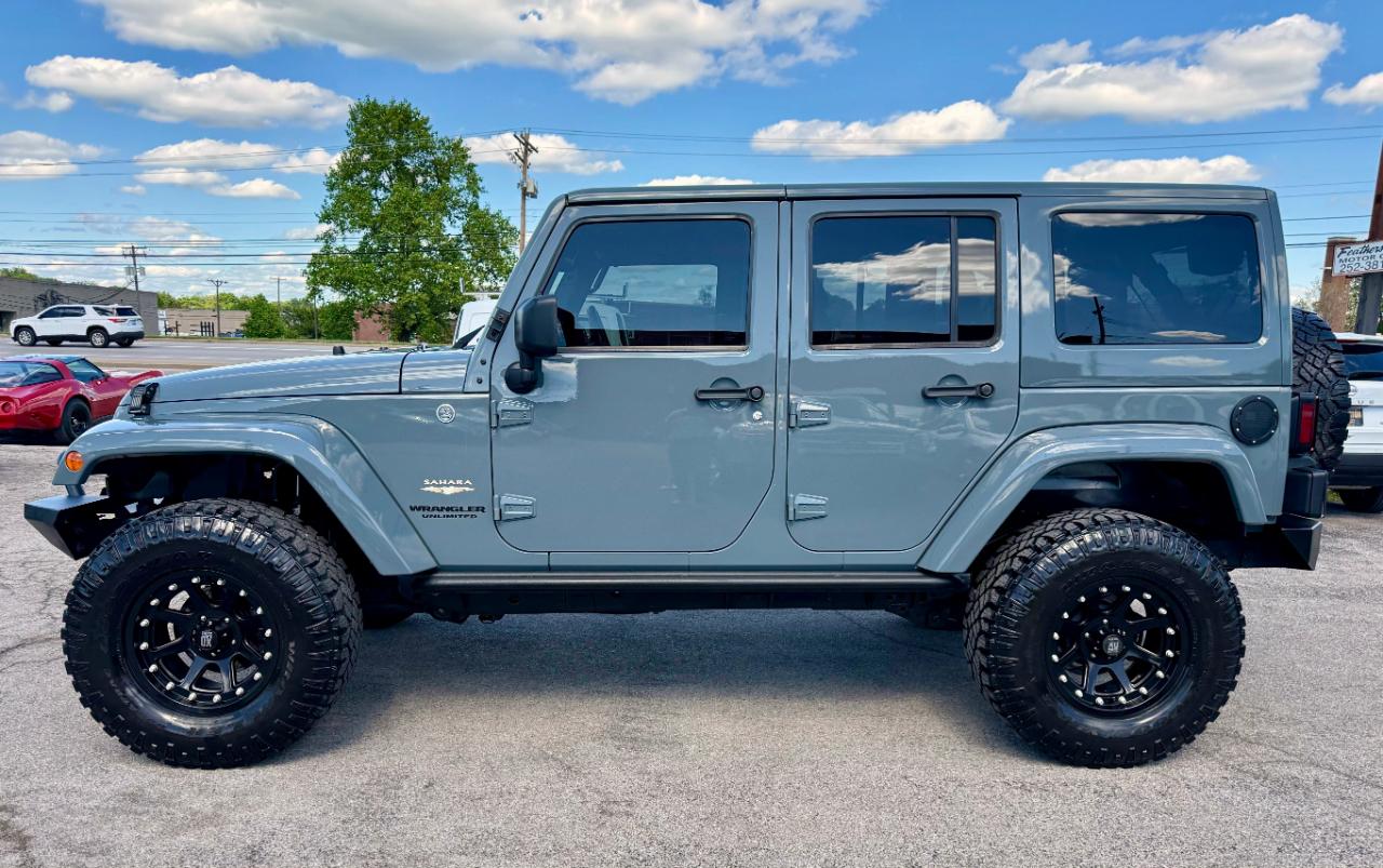 Jeep Wrangler Unlimited Sahara 4WD 2014