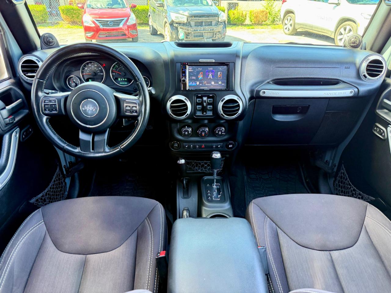 Jeep Wrangler Unlimited Sahara 4WD 2014