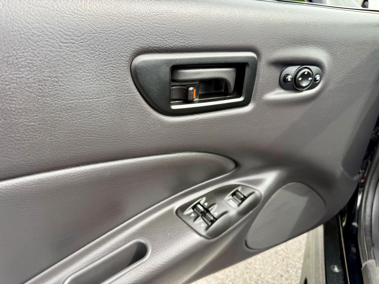 Plymouth Prowler 2D Roadster 1999