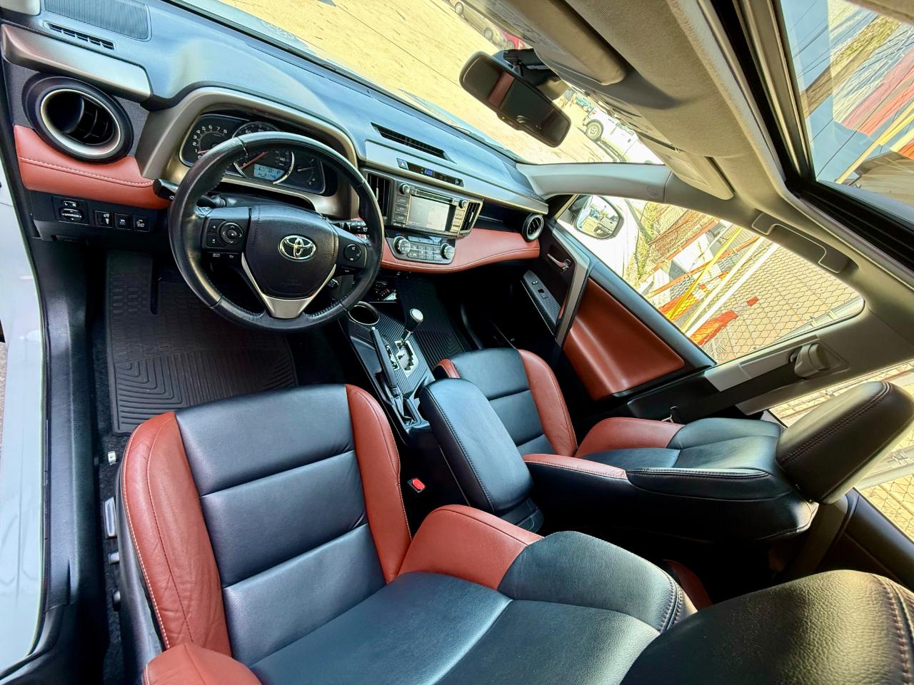 Toyota RAV4 Limited AWD 2014