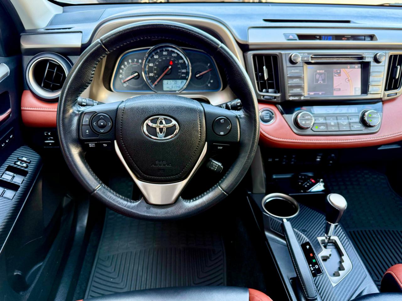 Toyota RAV4 Limited AWD 2014