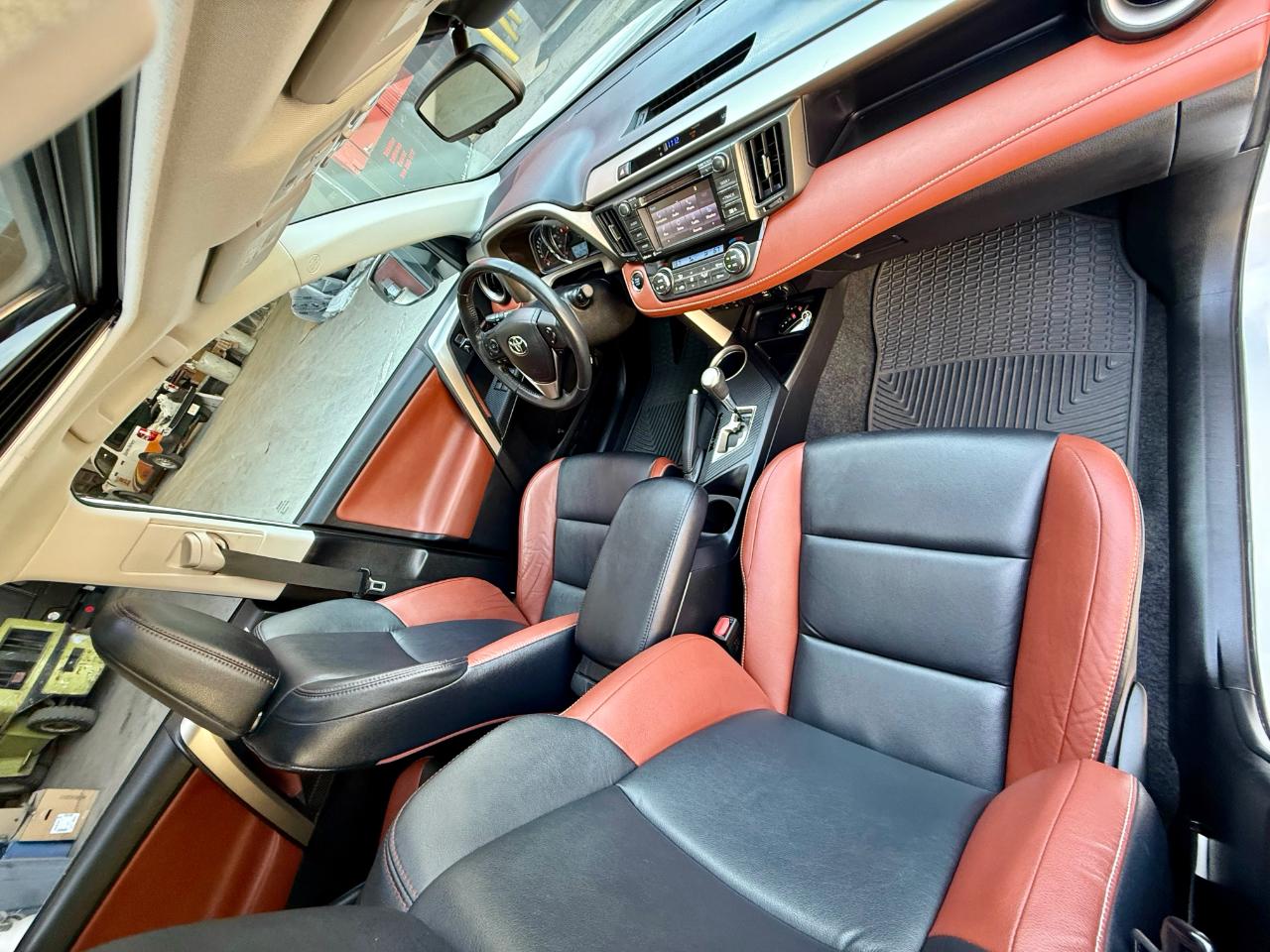 Toyota RAV4 Limited AWD 2014