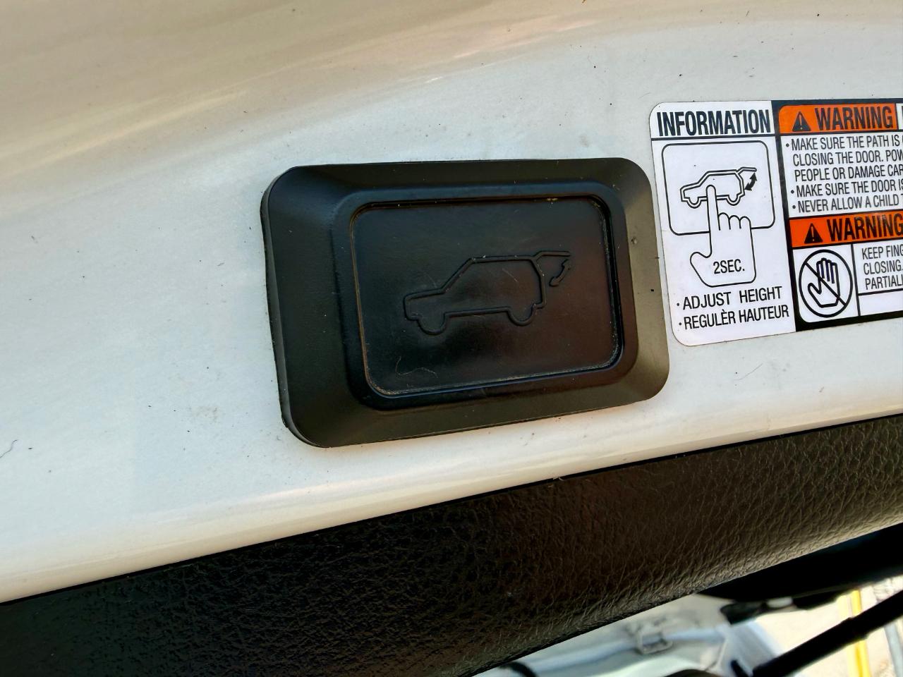 Toyota RAV4 Limited AWD 2014