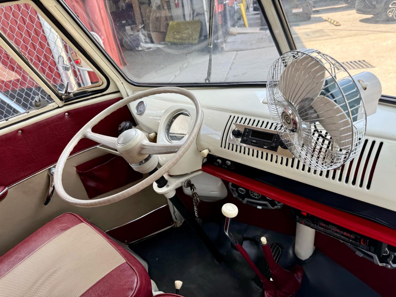 Volkswagen Kombi  1974