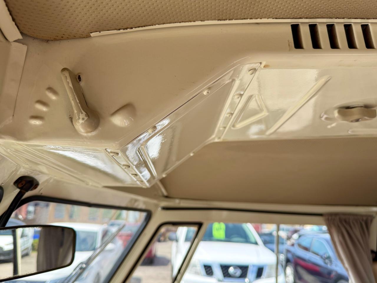 Volkswagen Kombi  1974