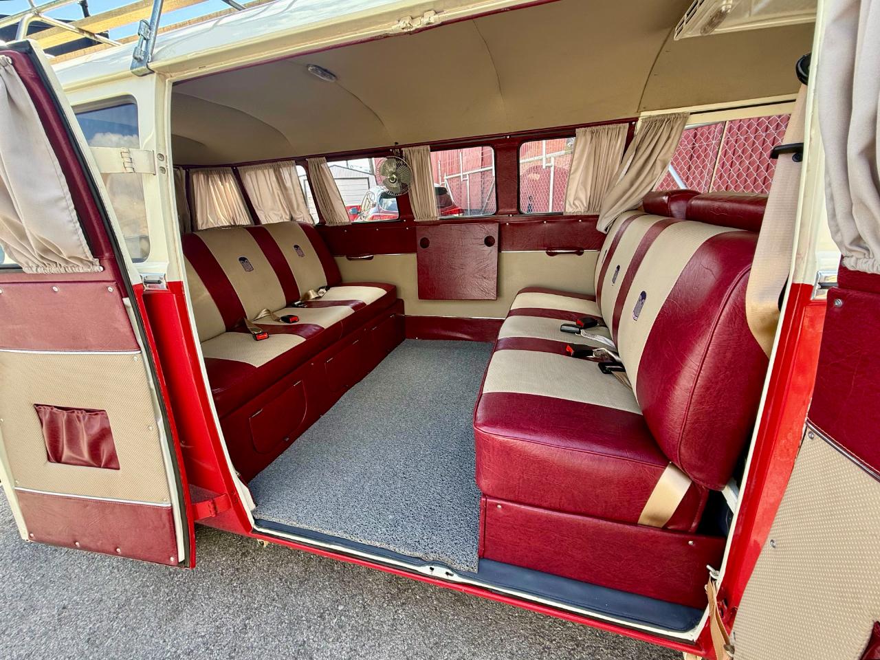 Volkswagen Kombi  1974