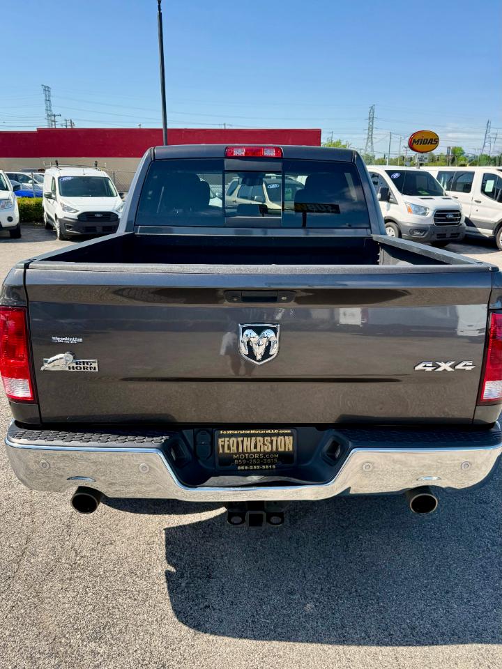 RAM 1500 Big Horn Crew Cab 4WD 2017