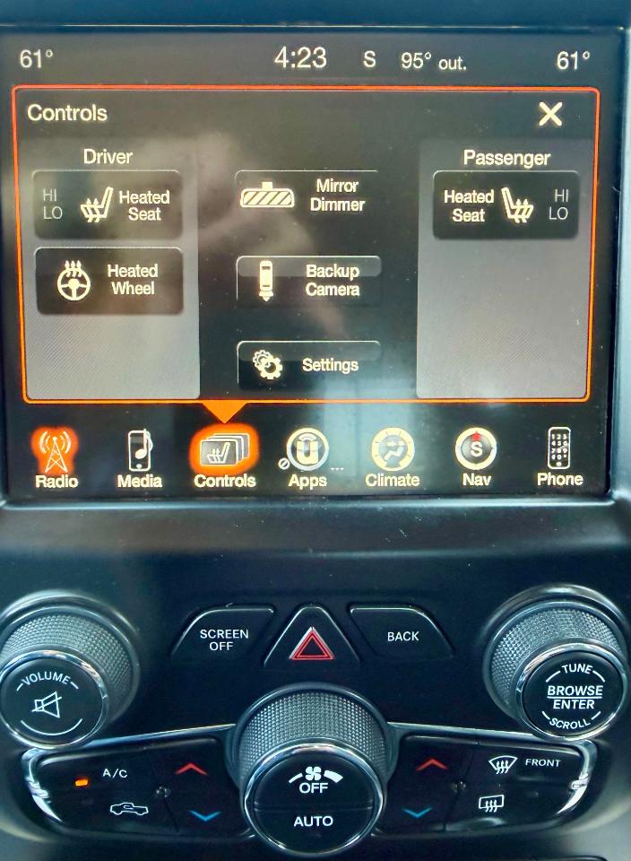 RAM 1500 Big Horn Crew Cab 4WD 2017