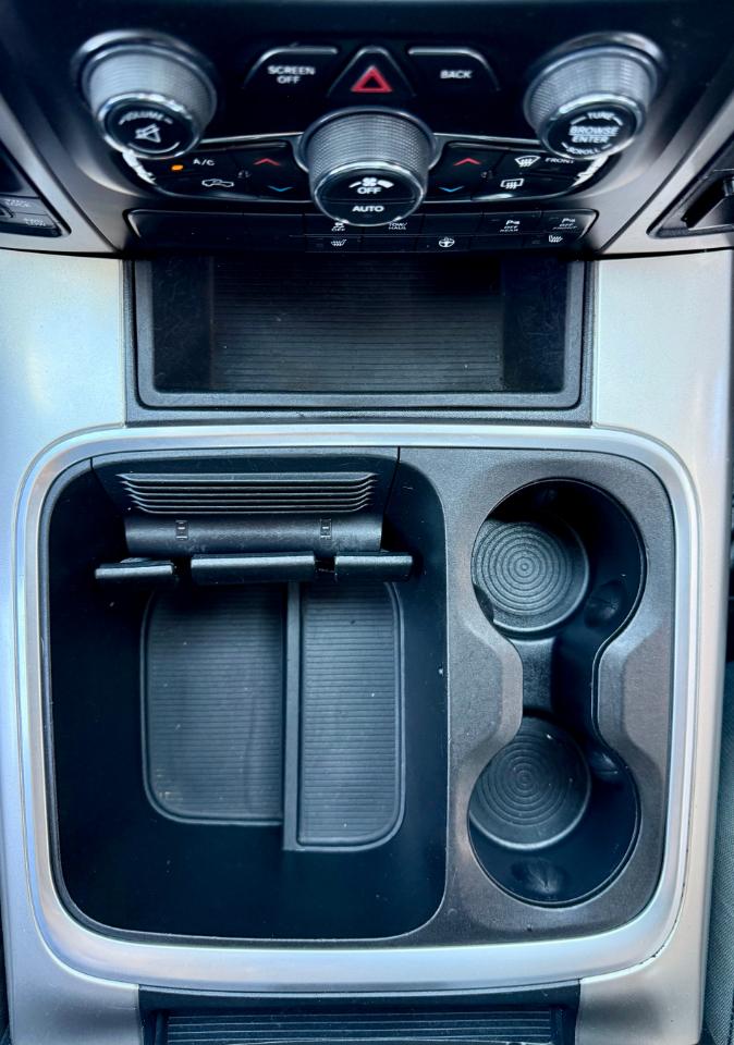 RAM 1500 Big Horn Crew Cab 4WD 2017