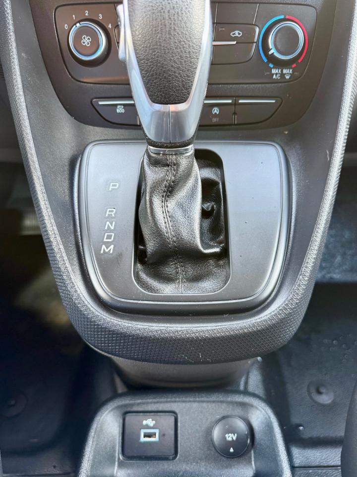 Ford Transit Connect Cargo Van XL LWB 2022