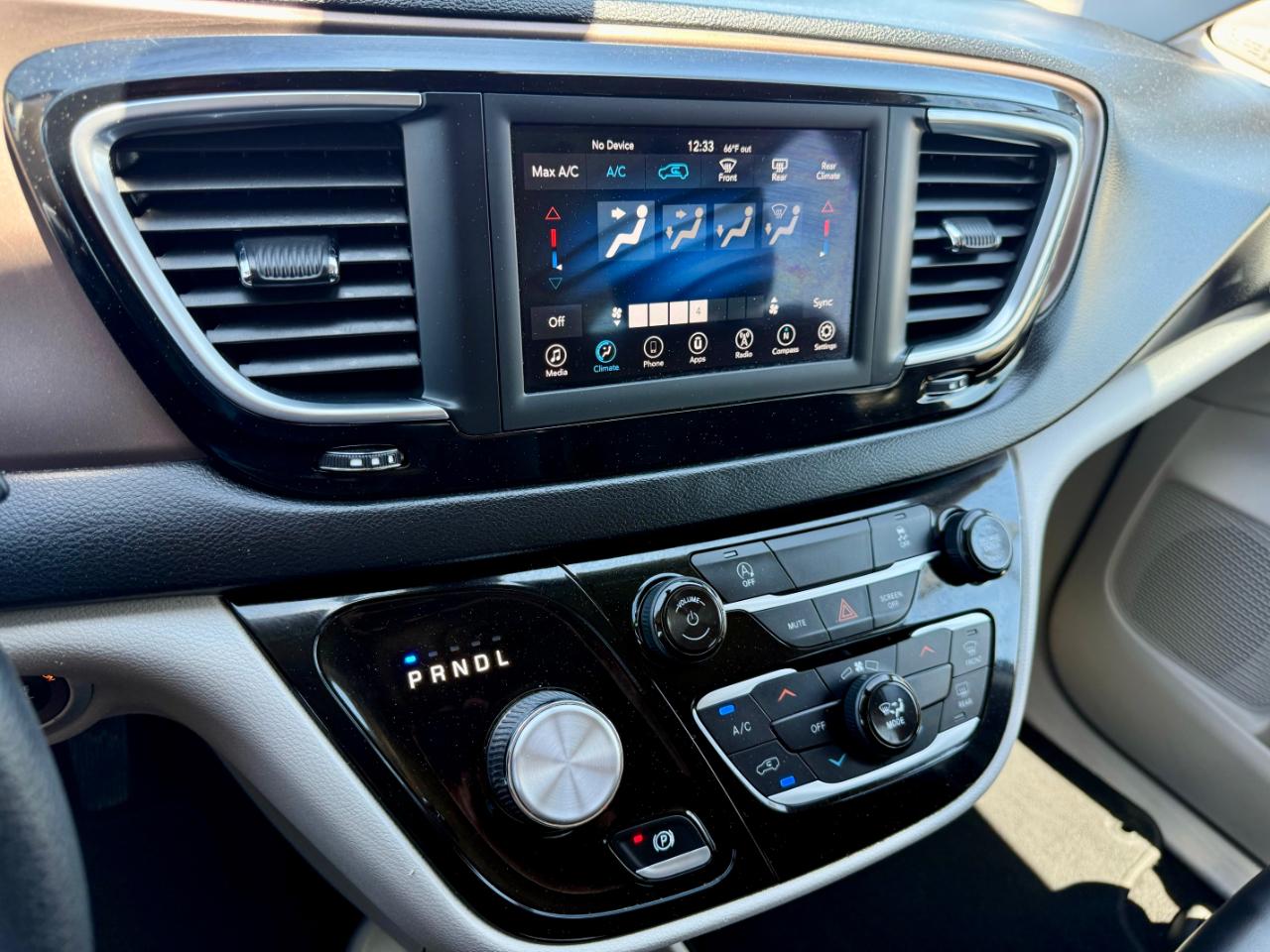 Chrysler Voyager LXI 2020
