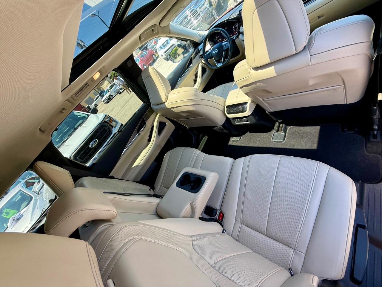 Infiniti QX60 Luxe 2023