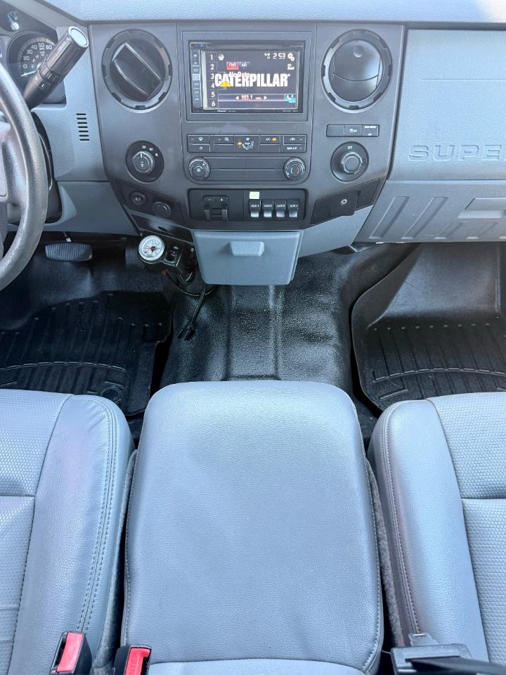 Ford F-250 SD XL SuperCab 2WD 2016