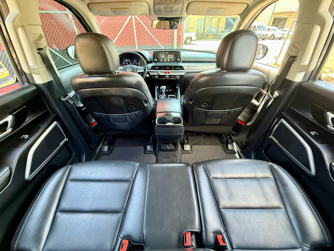 Kia Telluride LX 2020