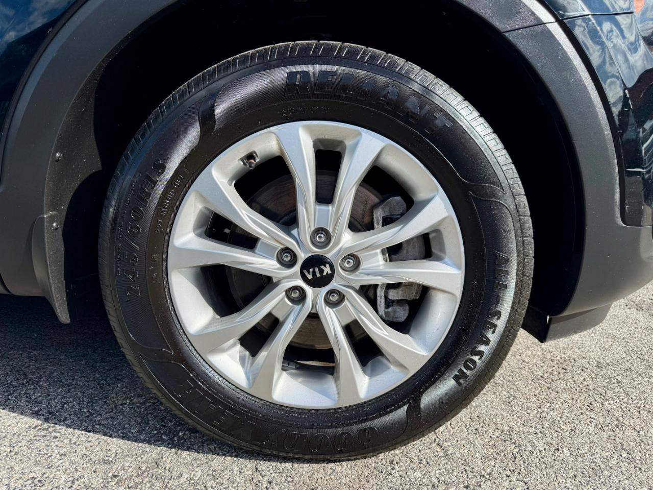 Kia Telluride LX 2020