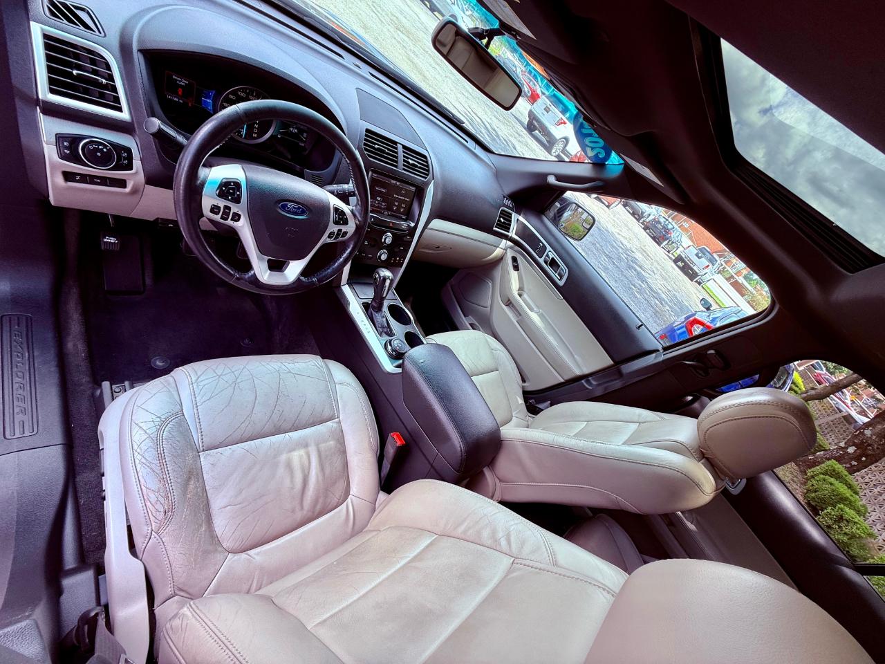 Ford Explorer XLT 4WD 2014