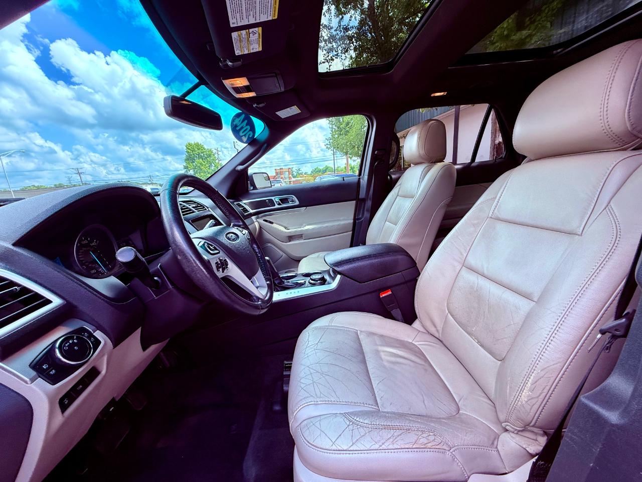 Ford Explorer XLT 4WD 2014