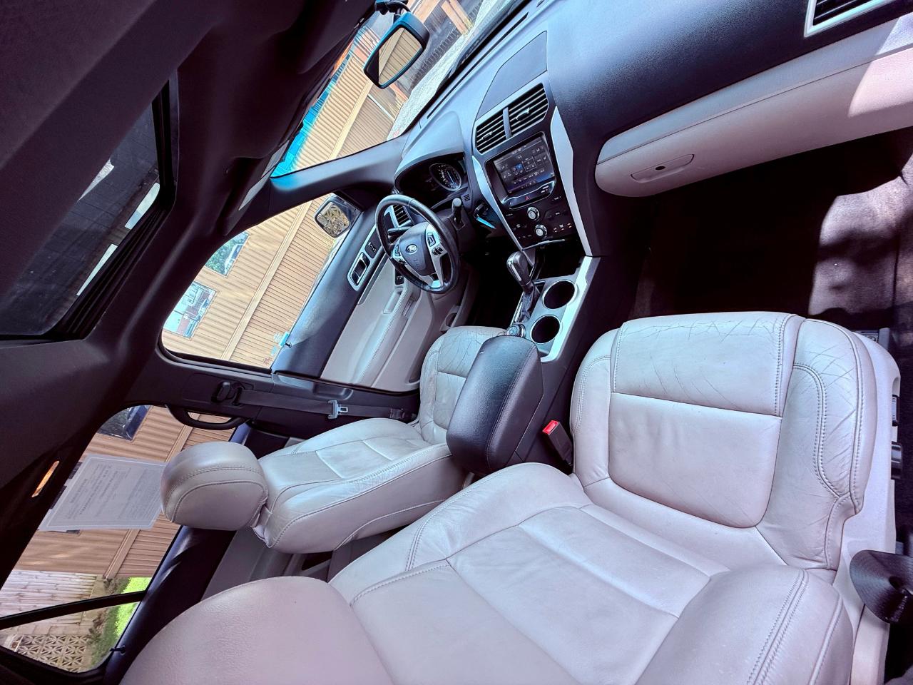 Ford Explorer XLT 4WD 2014