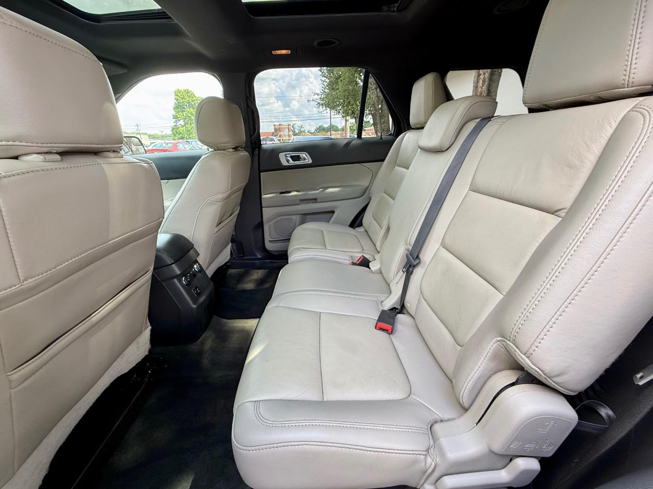 Ford Explorer XLT 4WD 2014