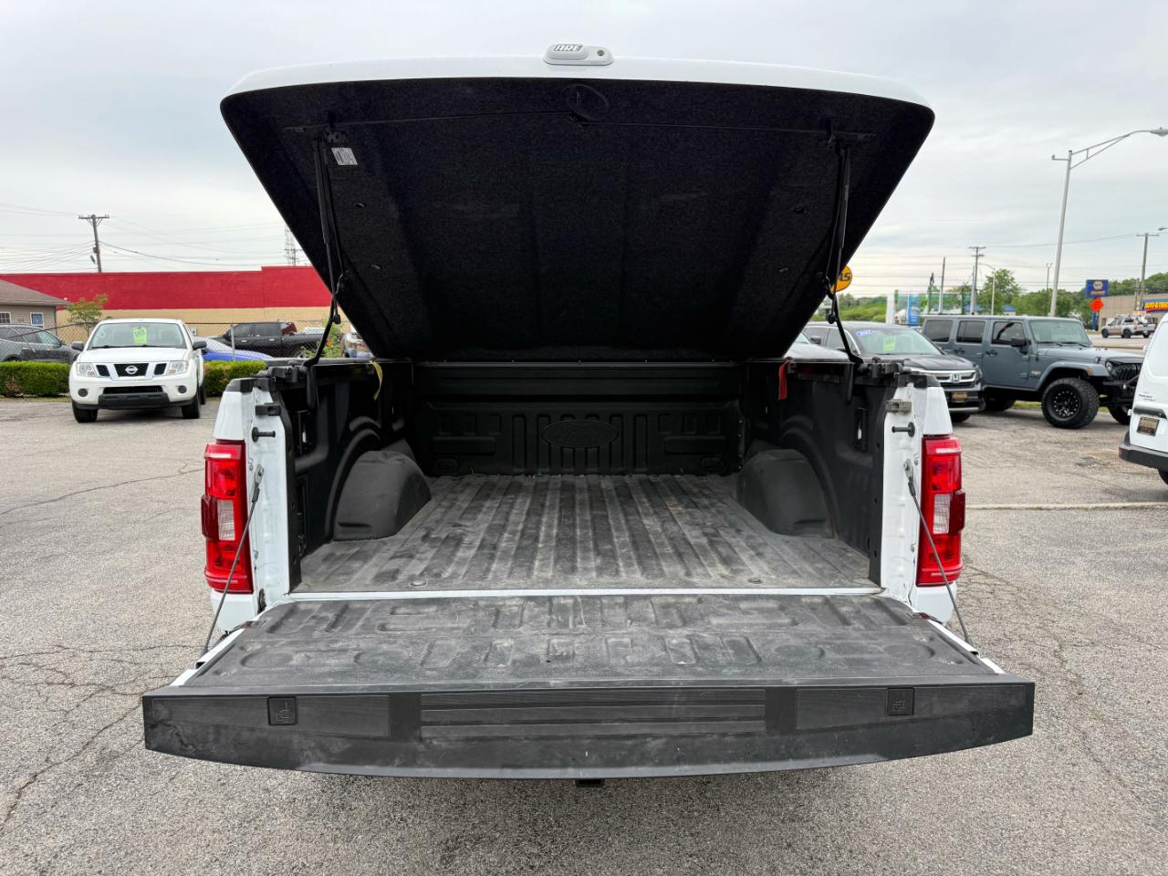 Ford F-150 XL SuperCrew 5.5-ft. Bed 4WD 2023