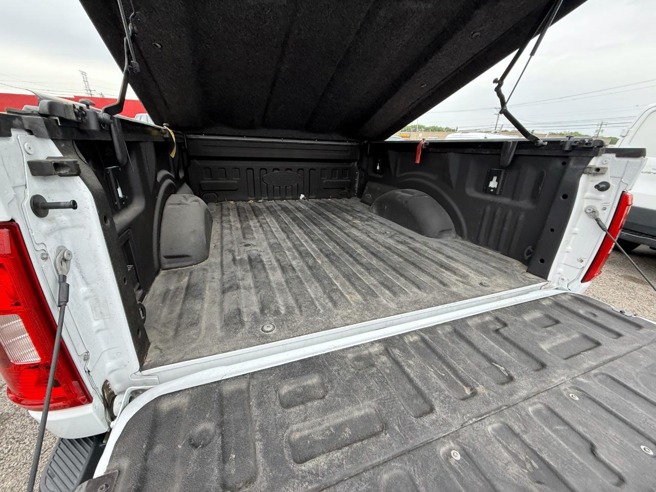 Ford F-150 XL SuperCrew 5.5-ft. Bed 4WD 2023