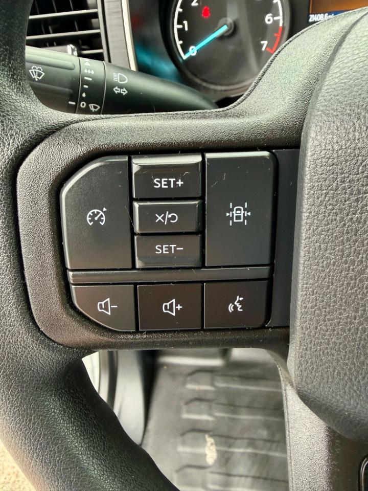 Ford F-150 XL SuperCrew 5.5-ft. Bed 4WD 2023