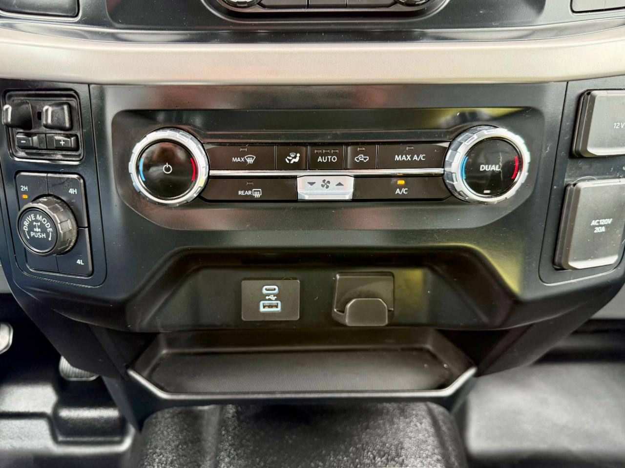 Ford F-150 XL SuperCrew 5.5-ft. Bed 4WD 2023