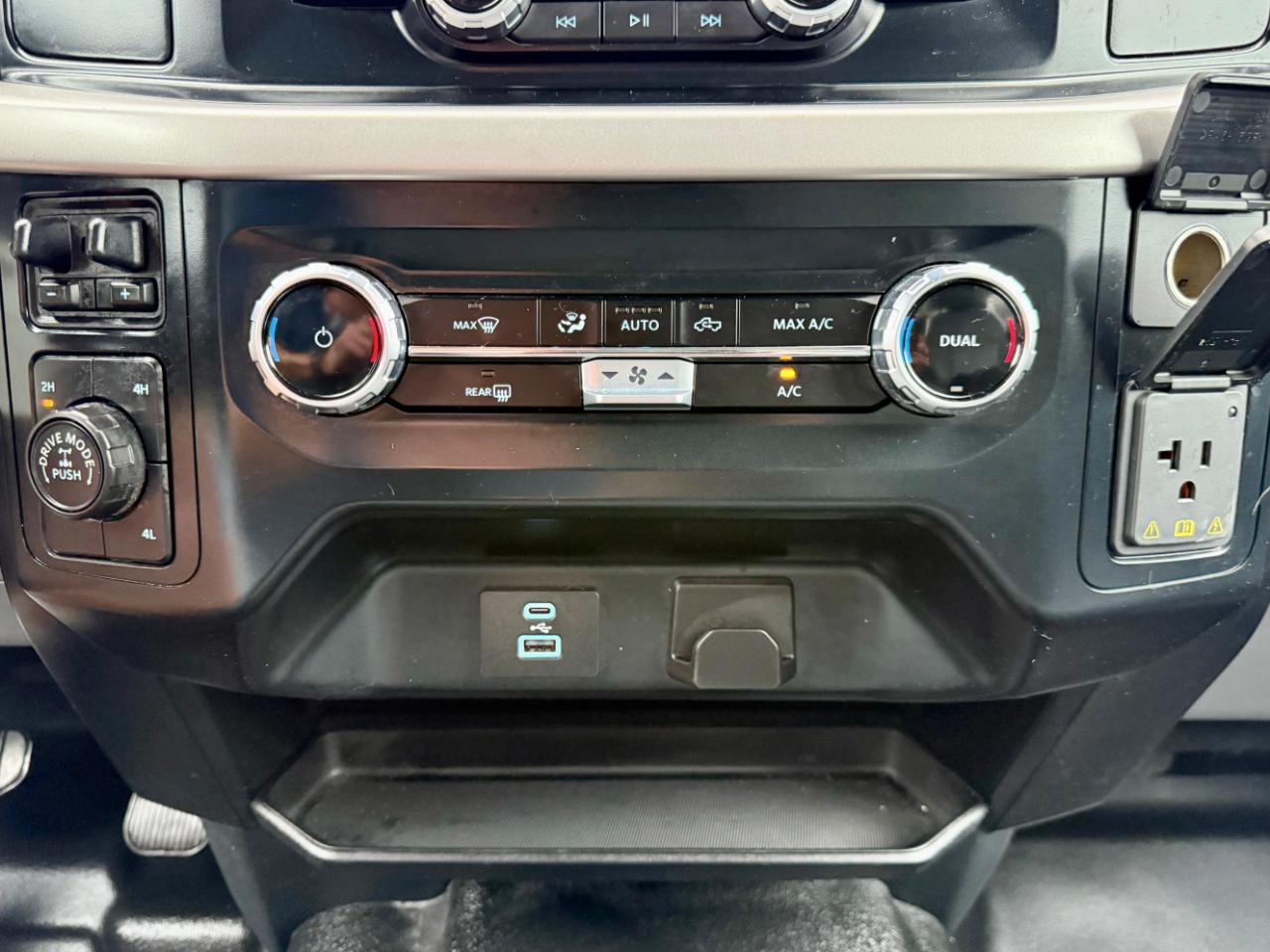 Ford F-150 XL SuperCrew 5.5-ft. Bed 4WD 2023