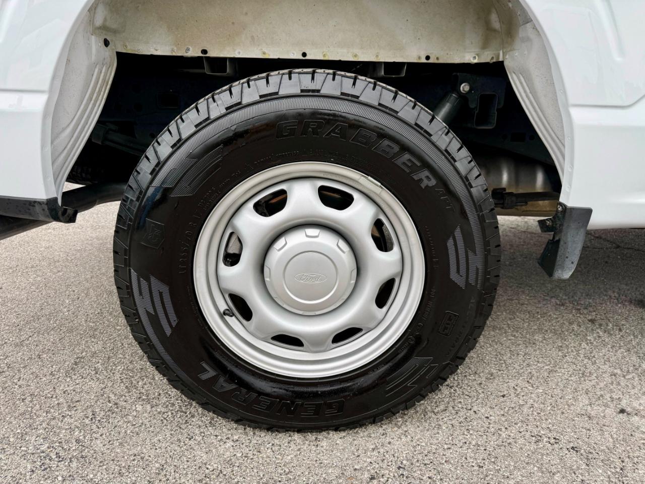 Ford F-150 XL SuperCrew 5.5-ft. Bed 4WD 2023