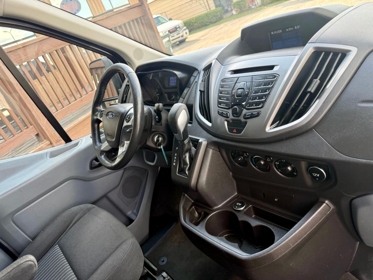 Ford Transit 350 Wagon Low Roof XL 60/40 Pass. 148-in. WB 2016