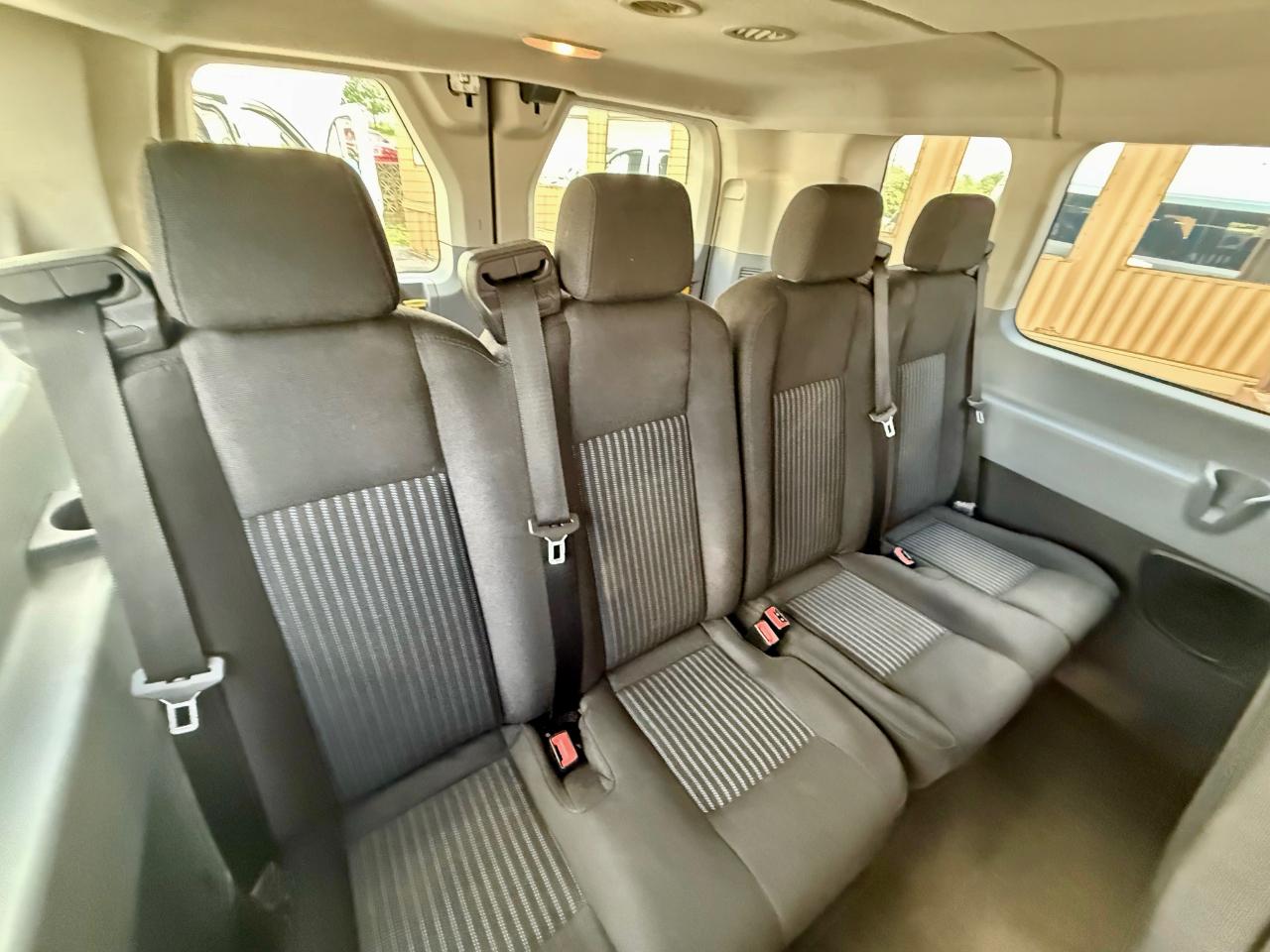 Ford Transit 350 Wagon Low Roof XL 60/40 Pass. 148-in. WB 2016