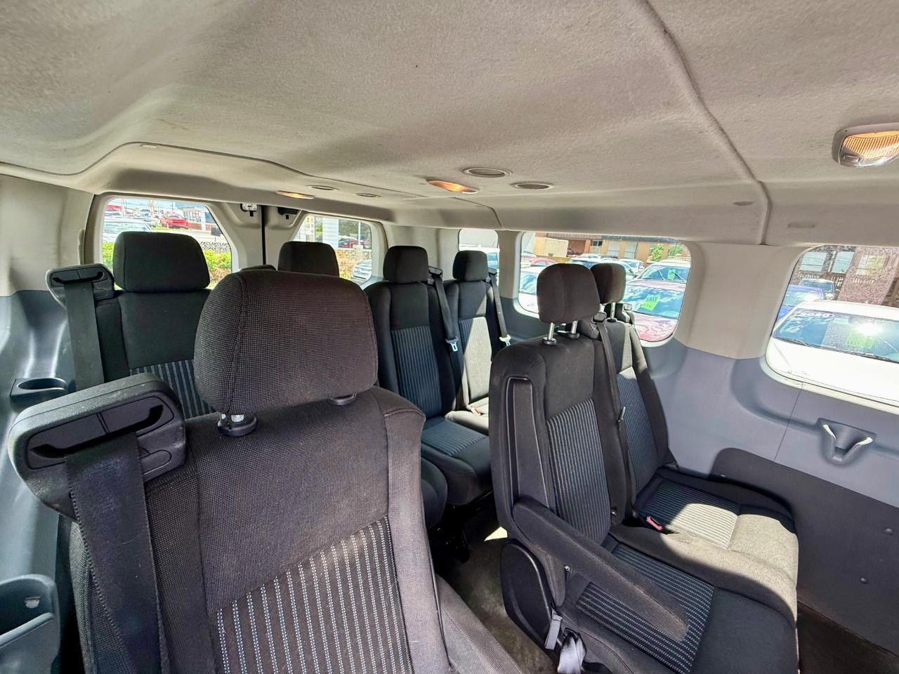 Ford Transit 350 Wagon Low Roof XL 60/40 Pass. 148-in. WB 2016