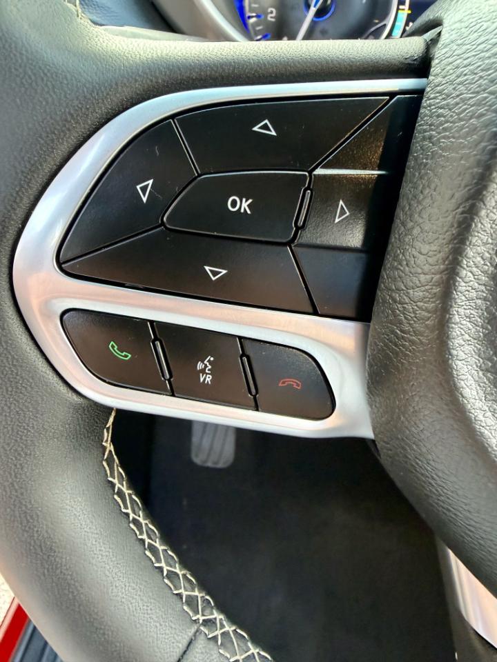 Chrysler Pacifica Select 2025