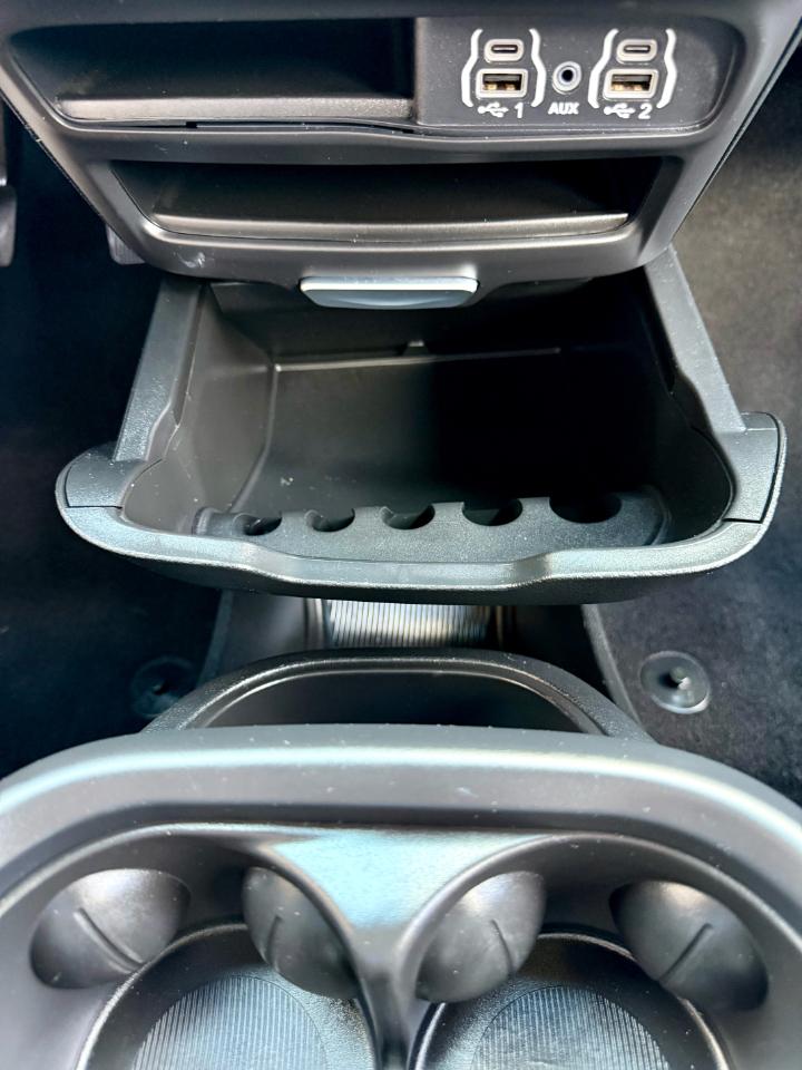 Chrysler Pacifica Select 2025