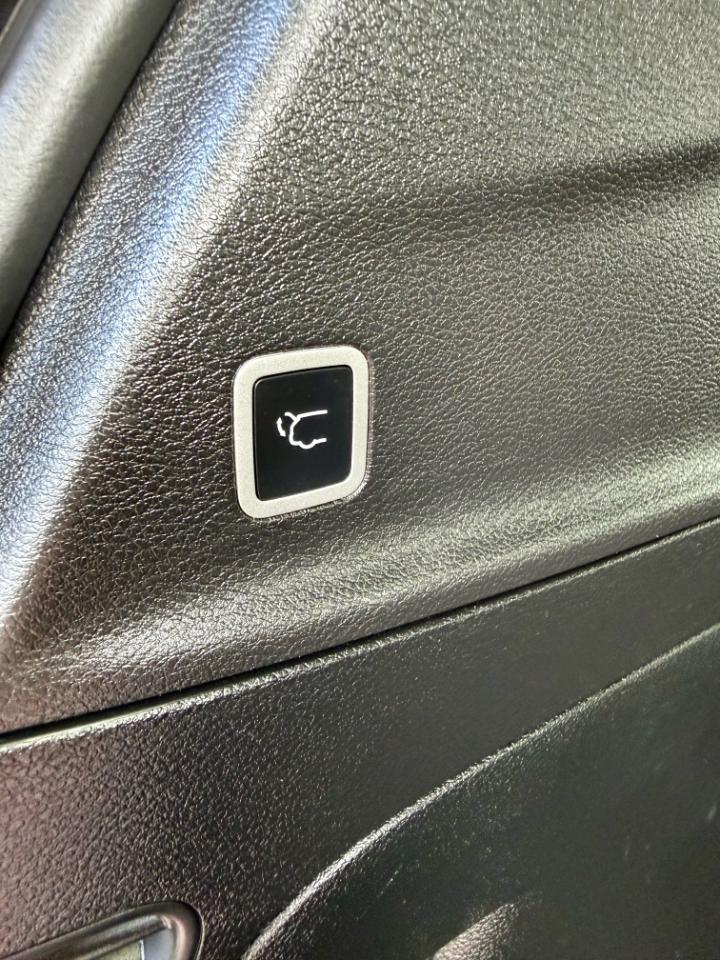 Chrysler Pacifica Select 2025