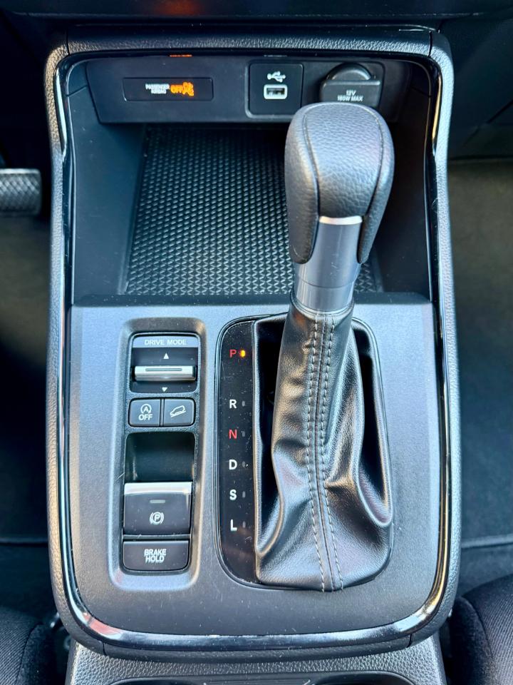 Honda CR-V LX AWD 2025