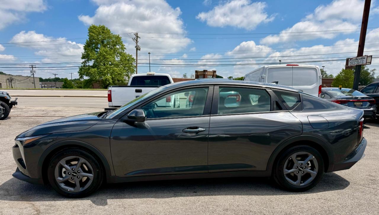 Kia K4 LXS 2025