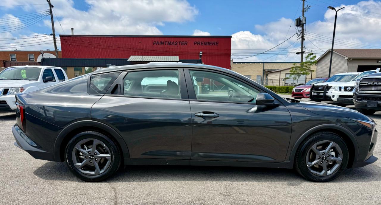 Kia K4 LXS 2025