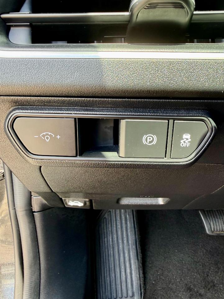 Kia K4 LXS 2025