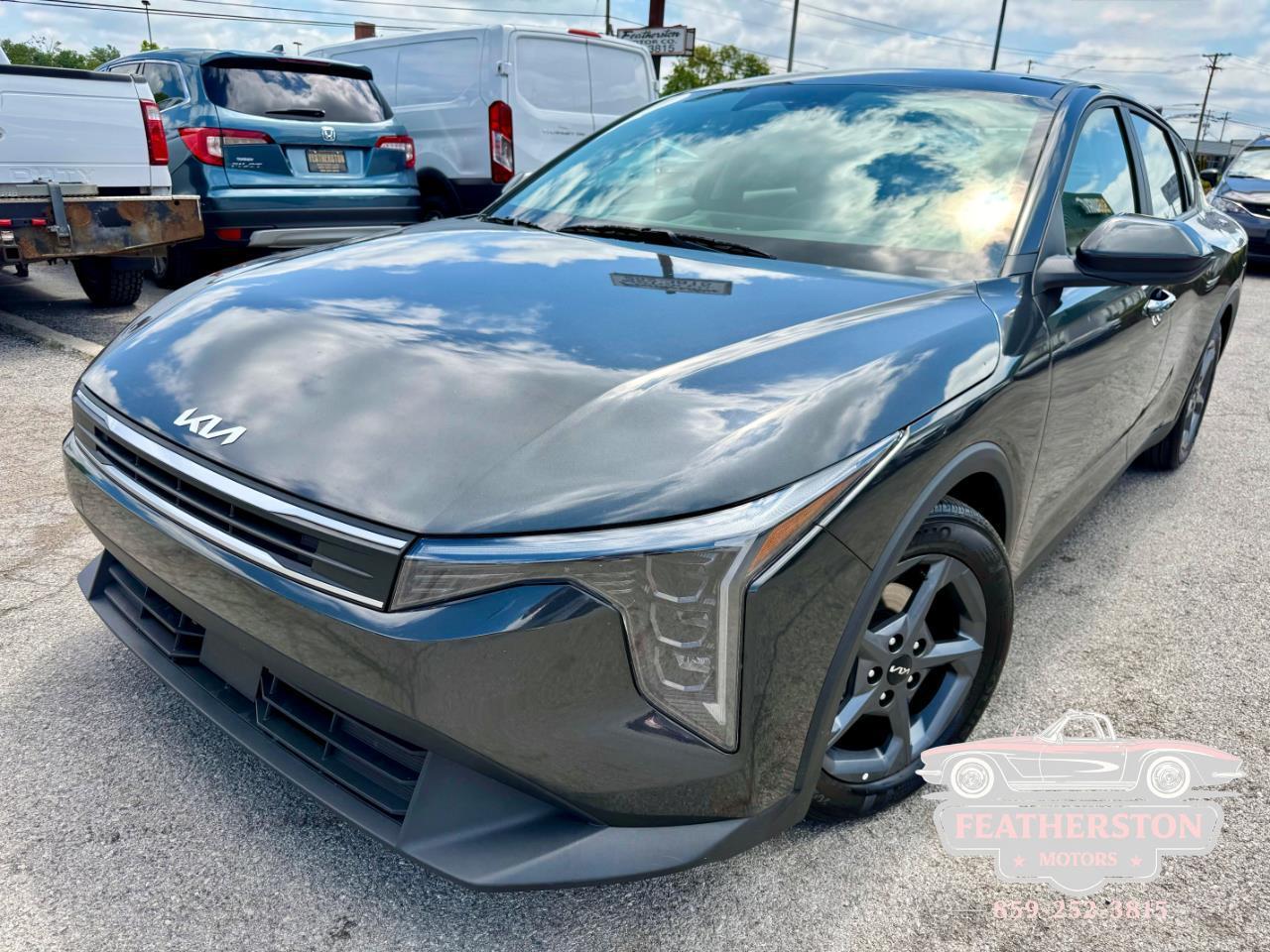 2025 Kia K4 LXS