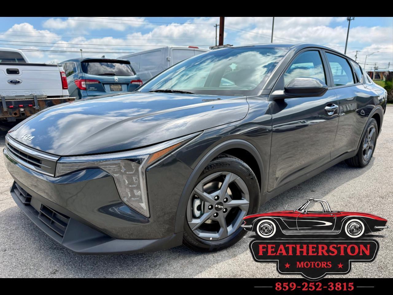 2025 Kia K4 LXS