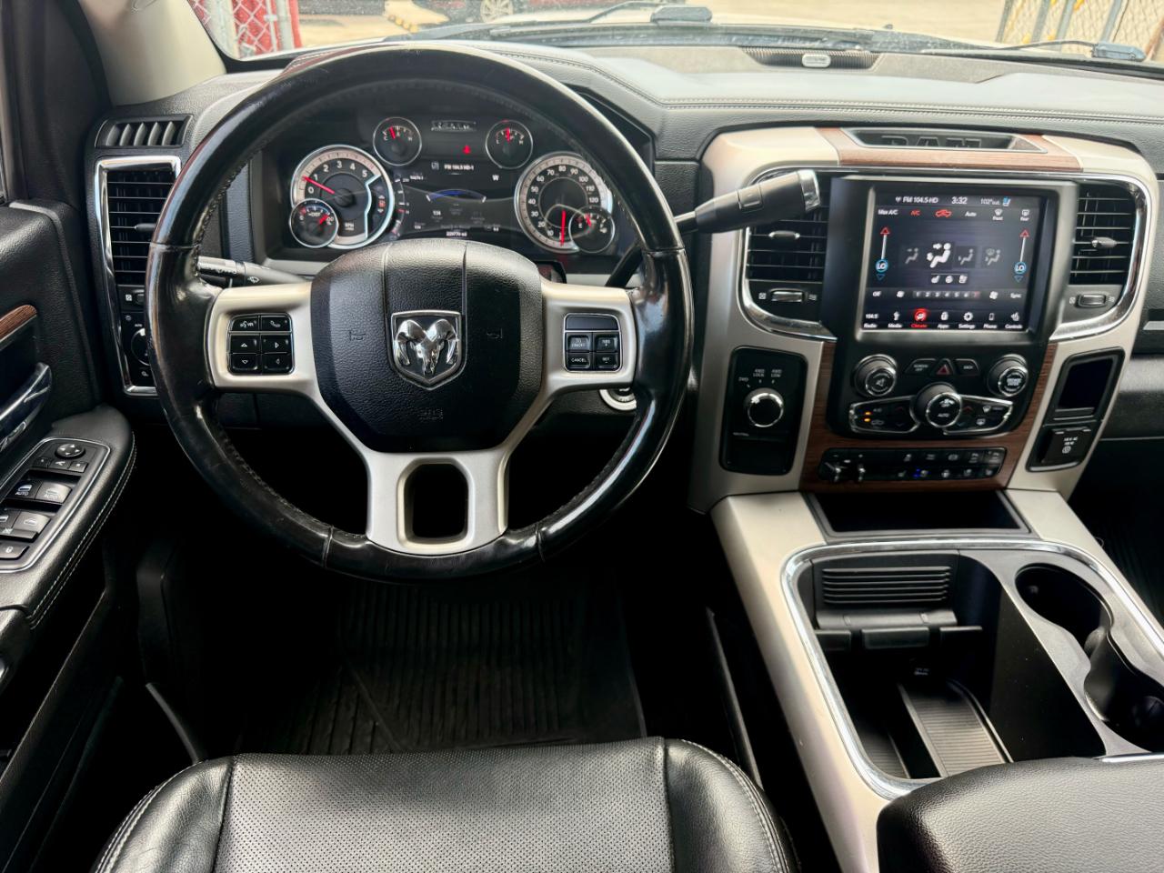 RAM 3500 Laramie Crew Cab 4WD 2018