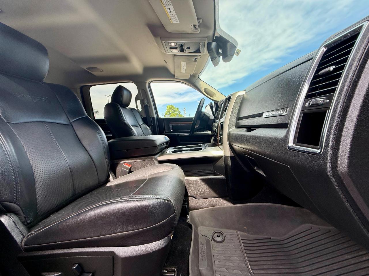 RAM 3500 Laramie Crew Cab 4WD 2018