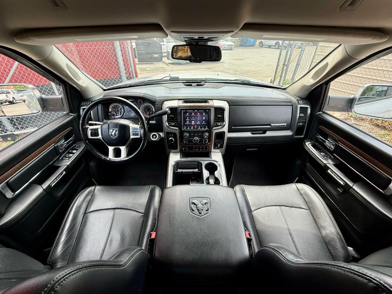 RAM 3500 Laramie Crew Cab 4WD 2018