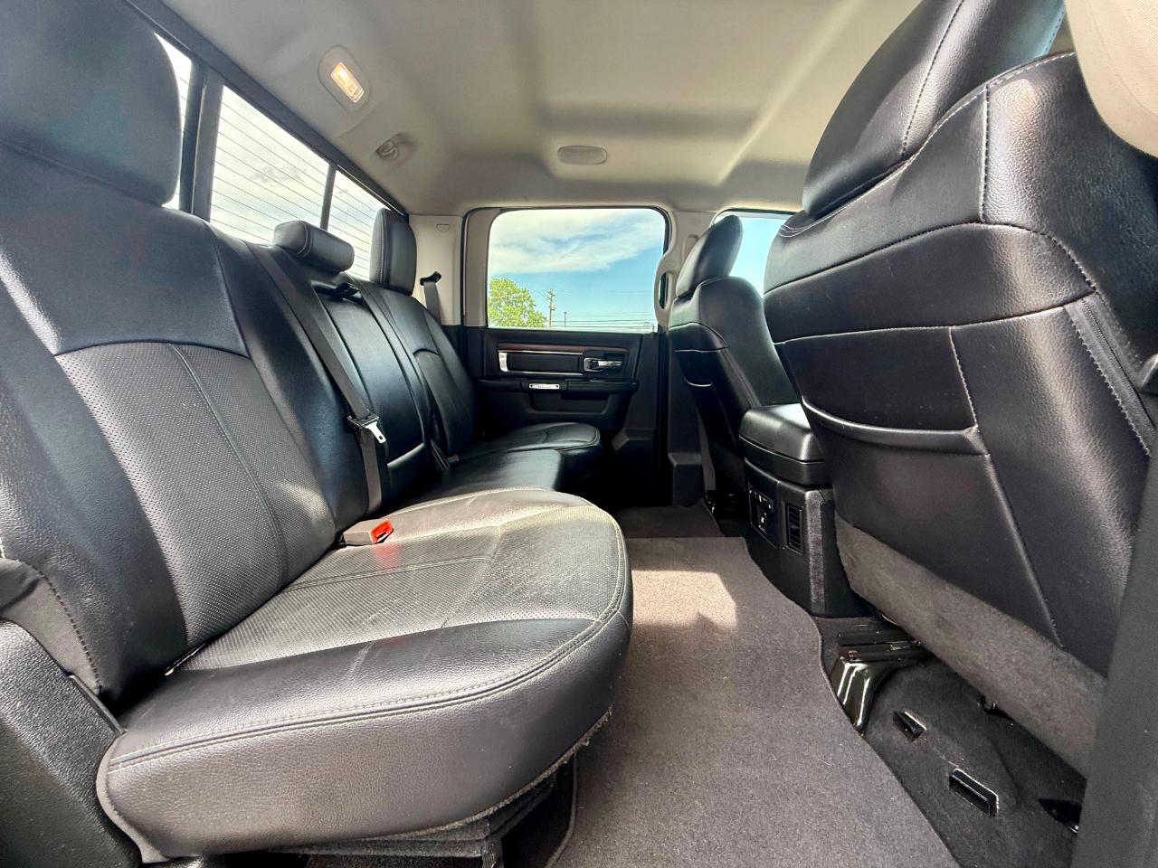 RAM 3500 Laramie Crew Cab 4WD 2018