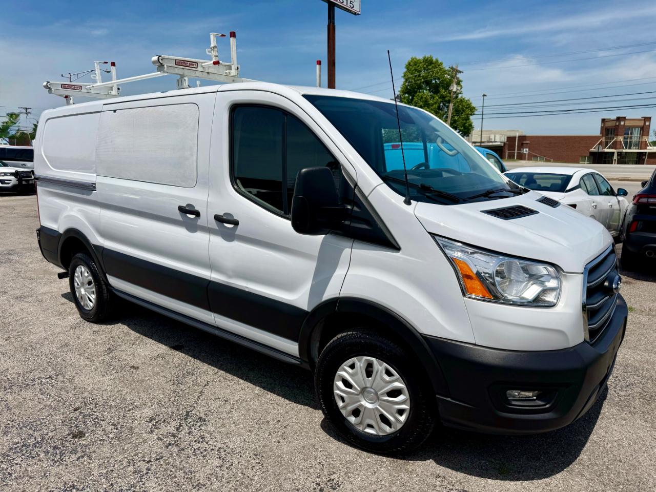Ford Transit 250 Van Low Roof w/Sliding Pass. 130-in. WB 2020