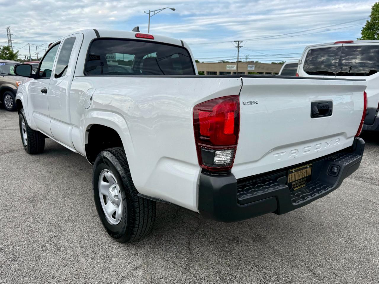 Toyota Tacoma SR Access Cab 2022